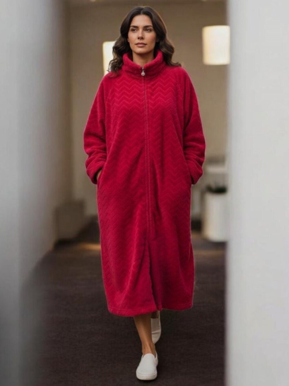 EUC KAREN NEUBERGER (LG) JUST LOVE Plush Zipper Lounger Robe Red Plush